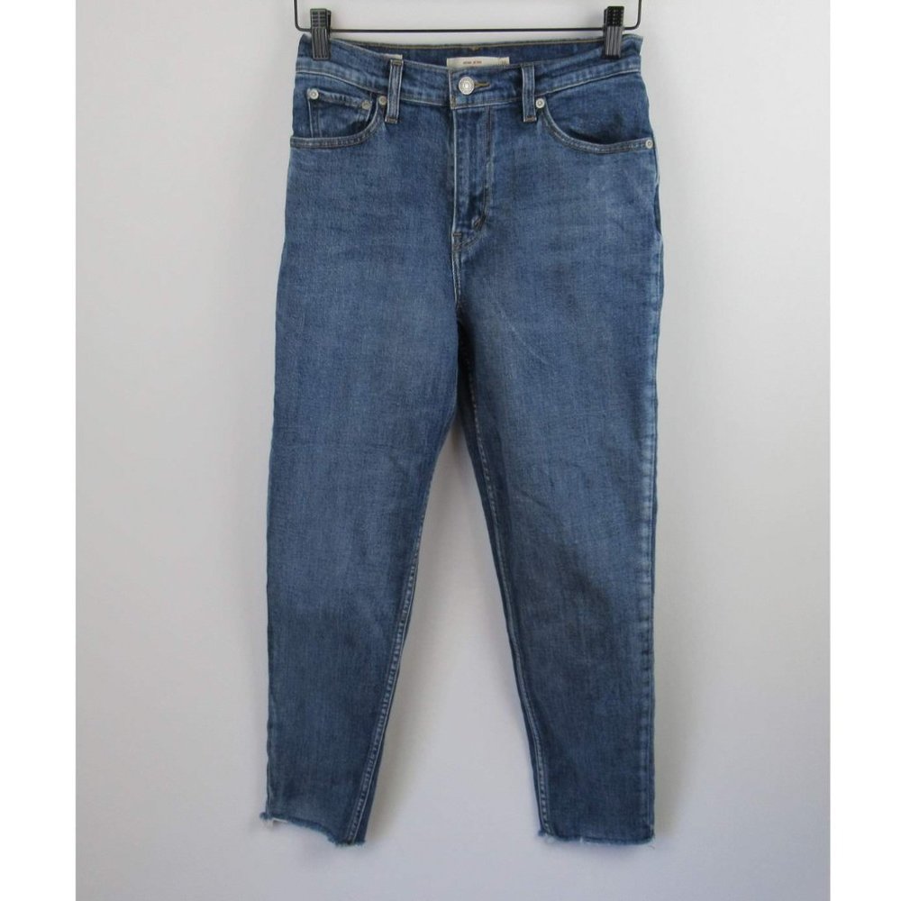 Levi's Premium Mom Jeans Raw Hem Big E sz 26